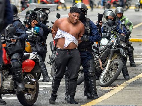 erome adolescentes|Excarcelan 16 adolescentes detenidos durante las protestas en .